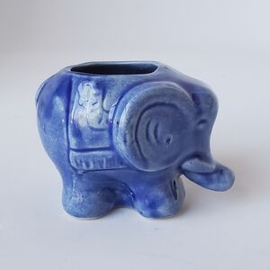 Blue Elephant Ceramic Toothpick Holder made in Japan for K mart Canada Brampton